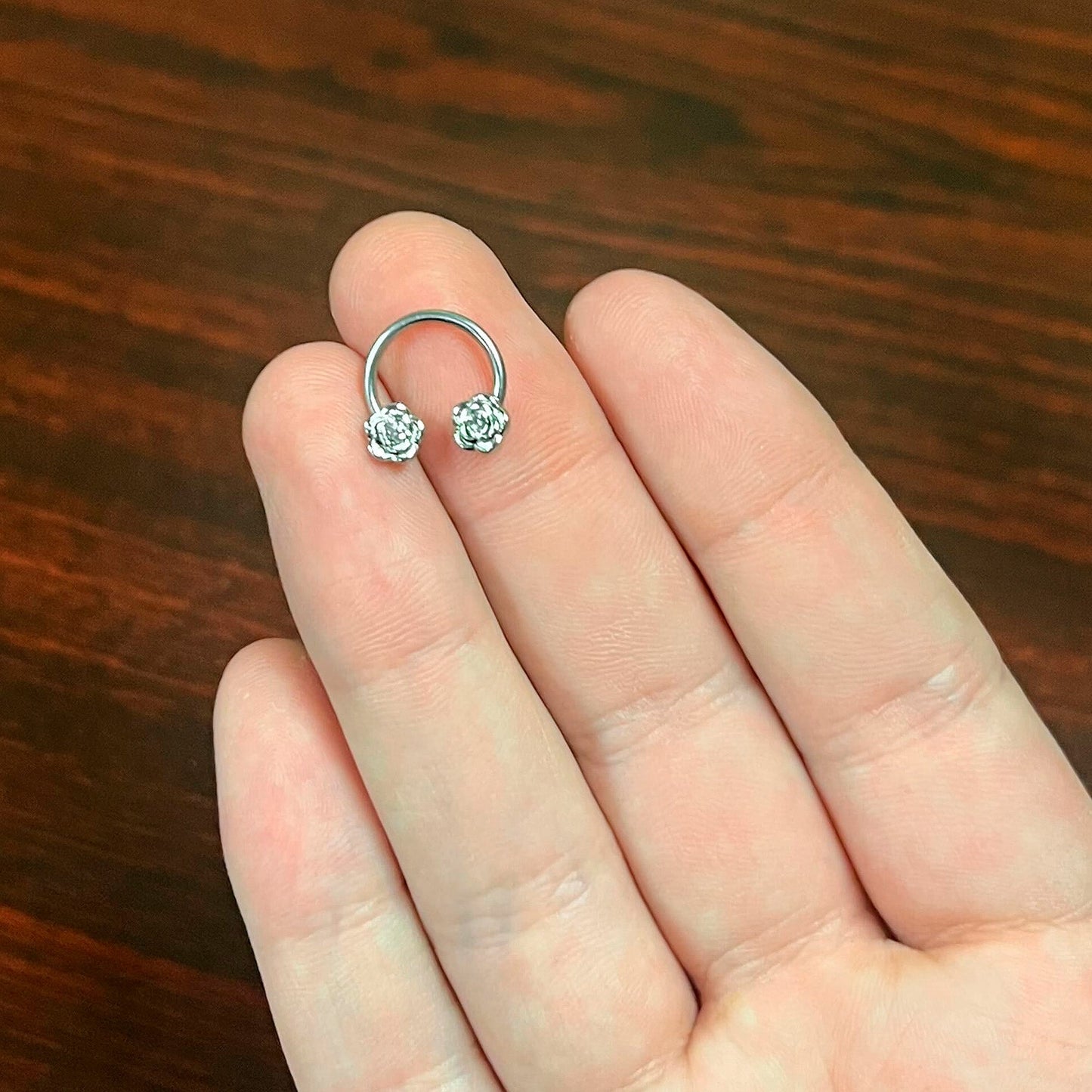 16G 3/8 Textured Blooming Flowers Horseshoe Circular Barbell