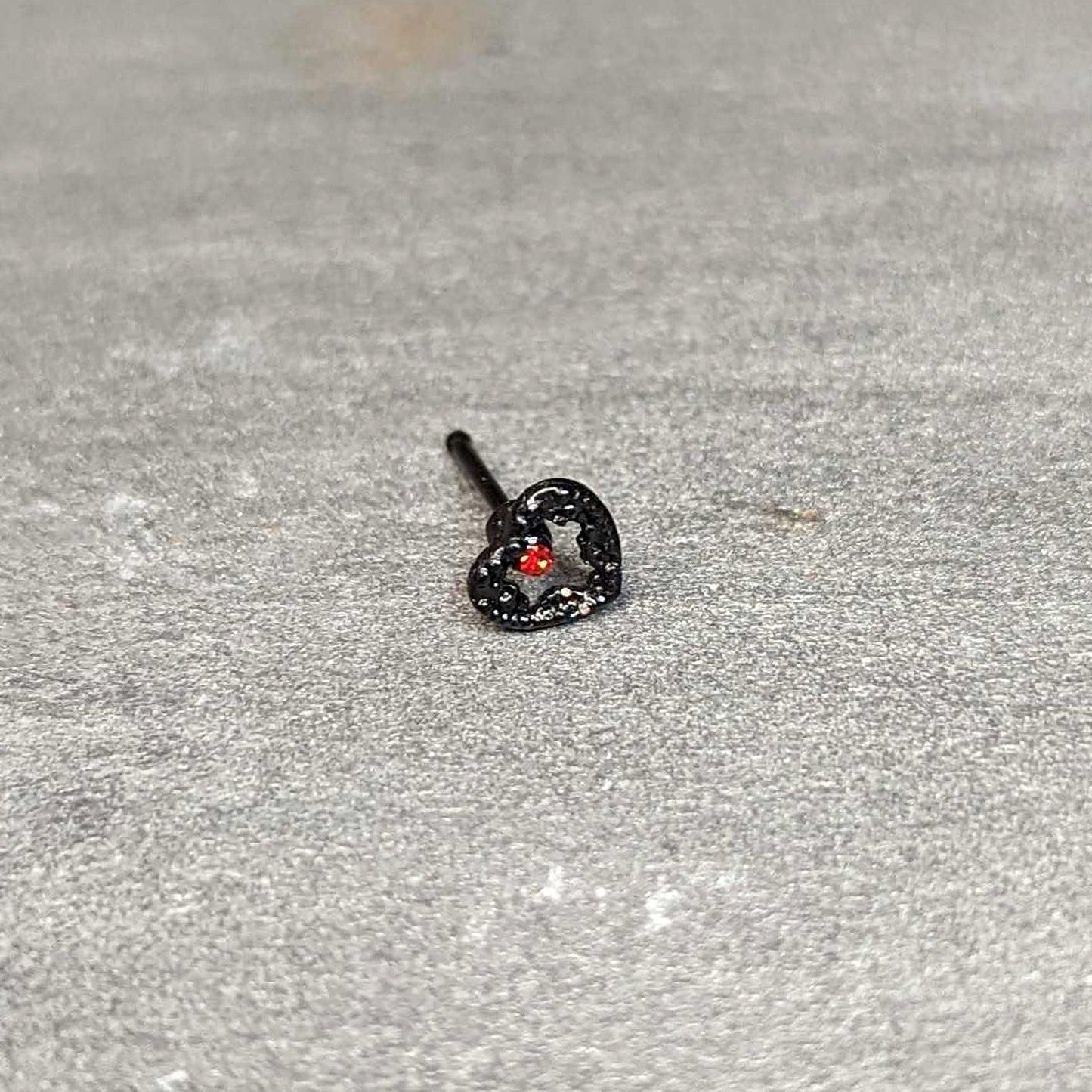 20G 1/4 Red Gem Black Steampunk Skeleton Heart Nose Bone