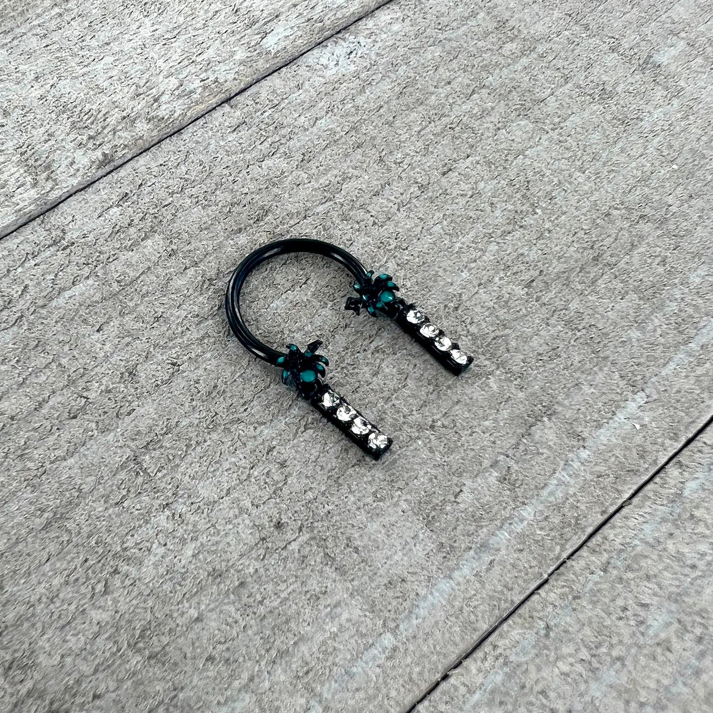 16G 3/8 Clear Gem Black Night Palm Tree Dangle Horseshoe