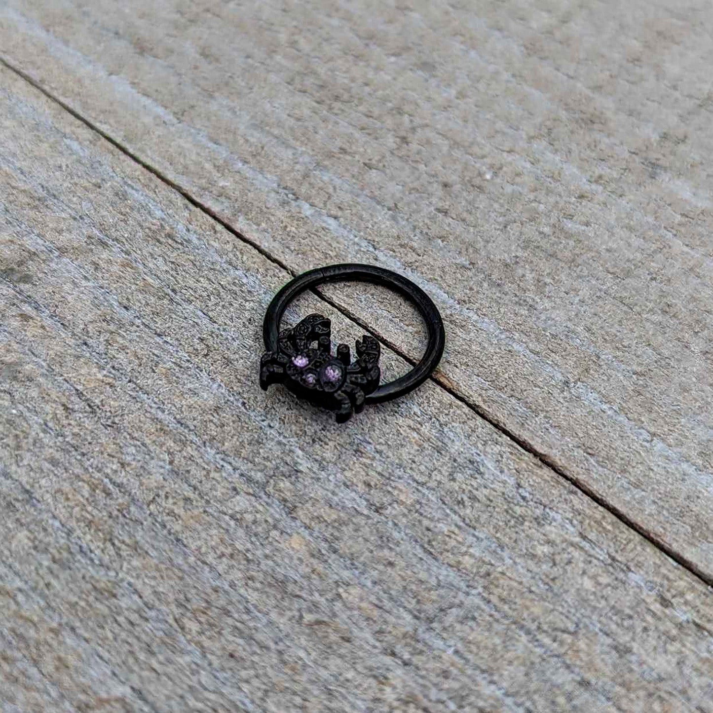 16G 3/8 Purple Gem Black Chic Crab Hinged Segment Ring