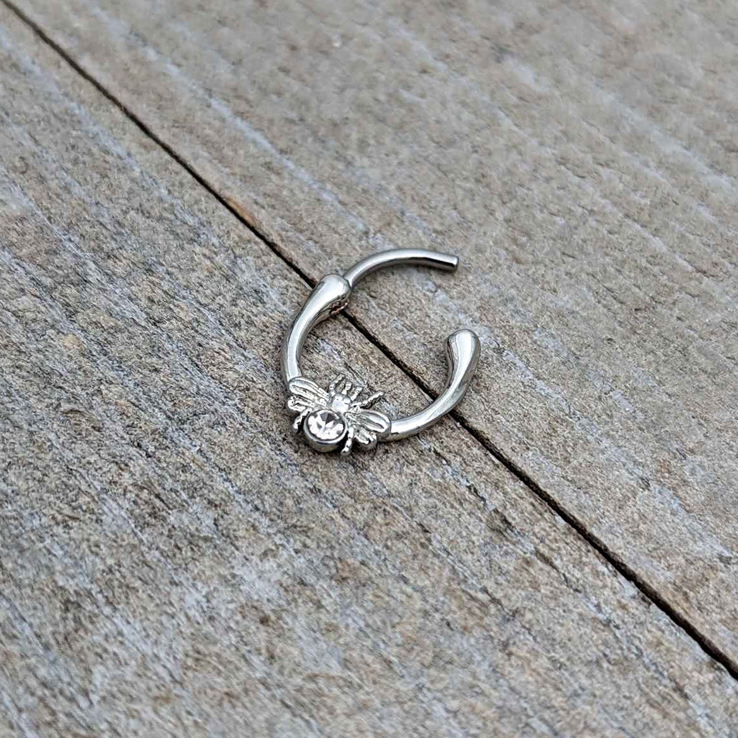 16G 5/16 Clear Gem Ultra Fly Cartilage Clicker