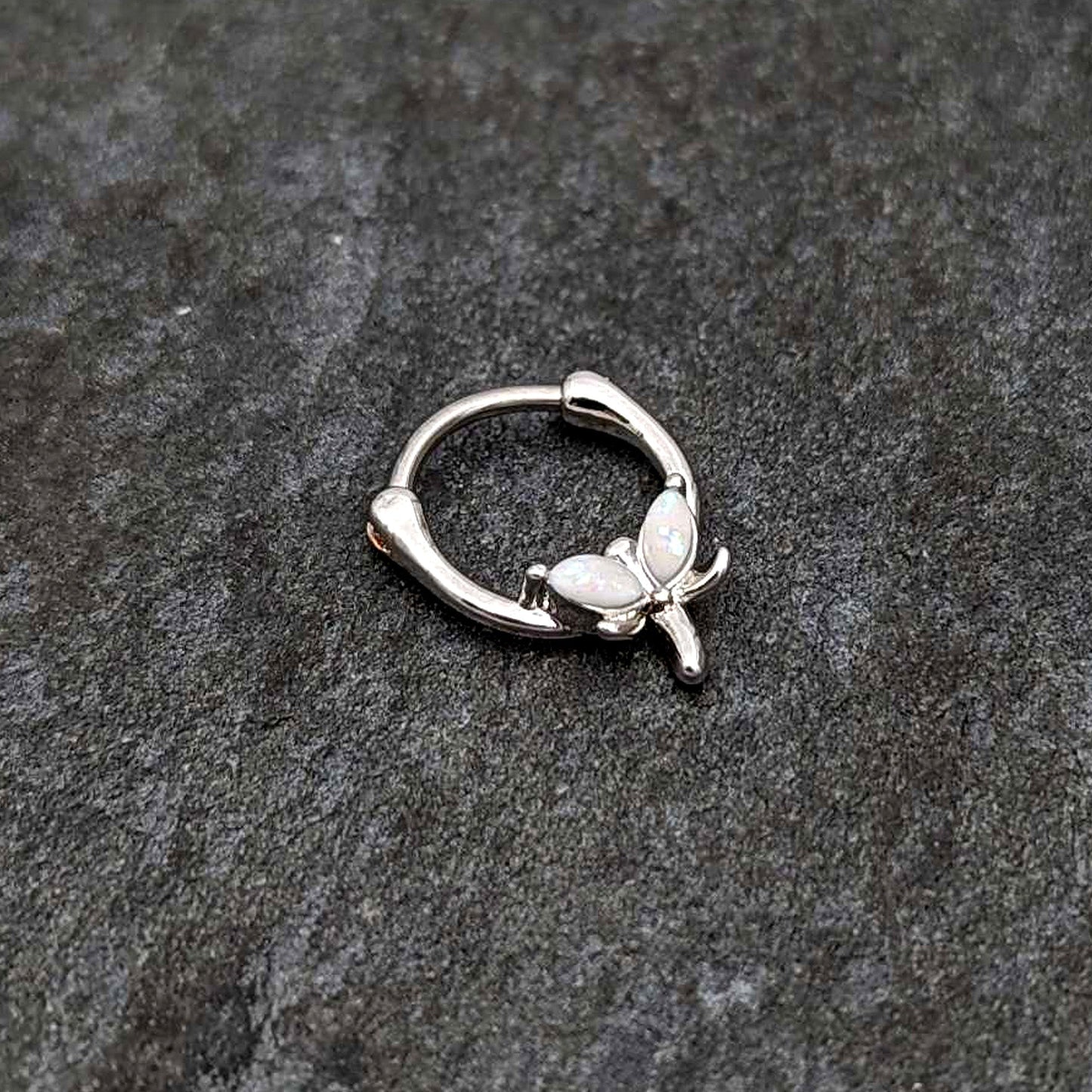 16G 5/16 White Faux Opal Simple Style Dragonfly Cartilage Clicker