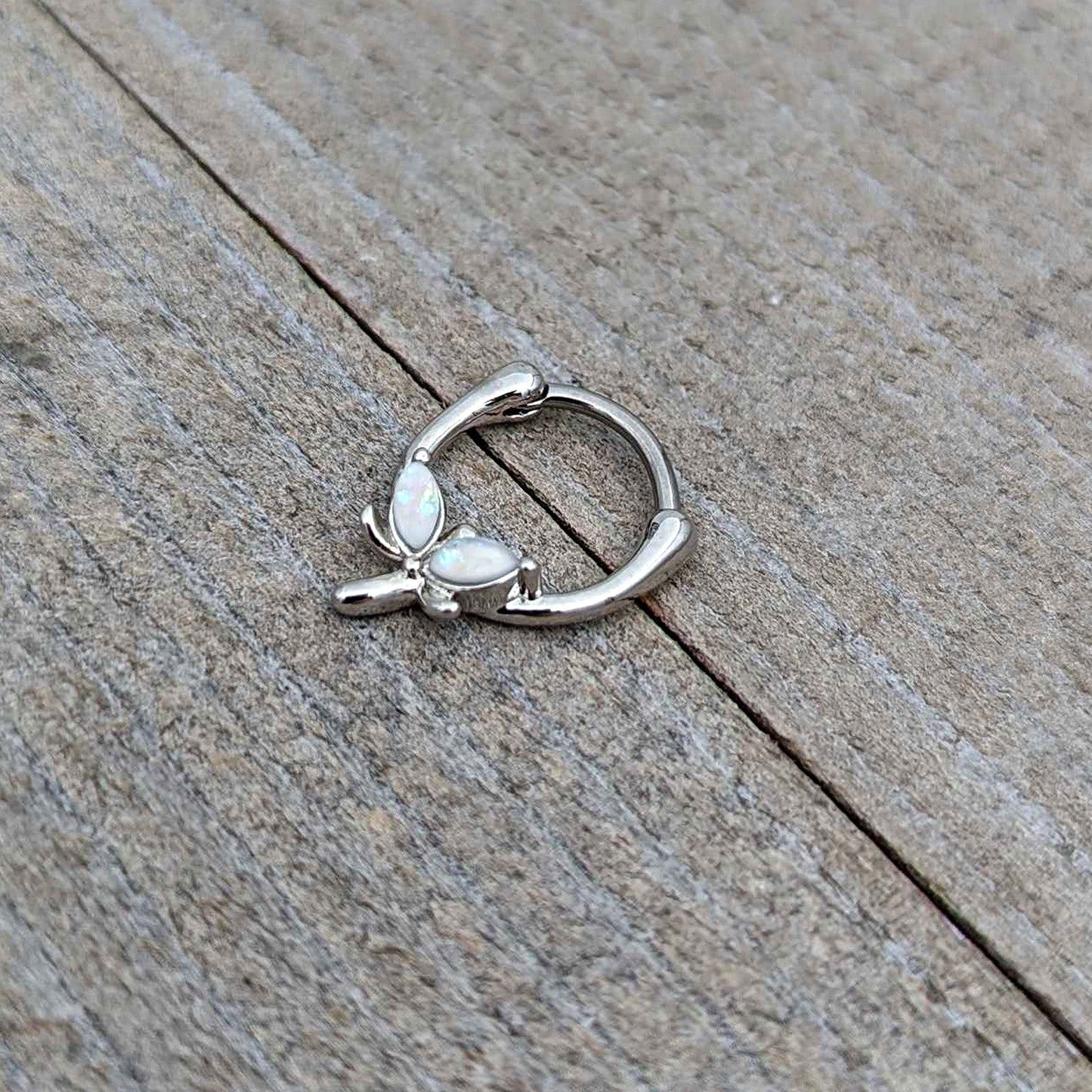 16G 5/16 White Faux Opal Simple Style Dragonfly Cartilage Clicker