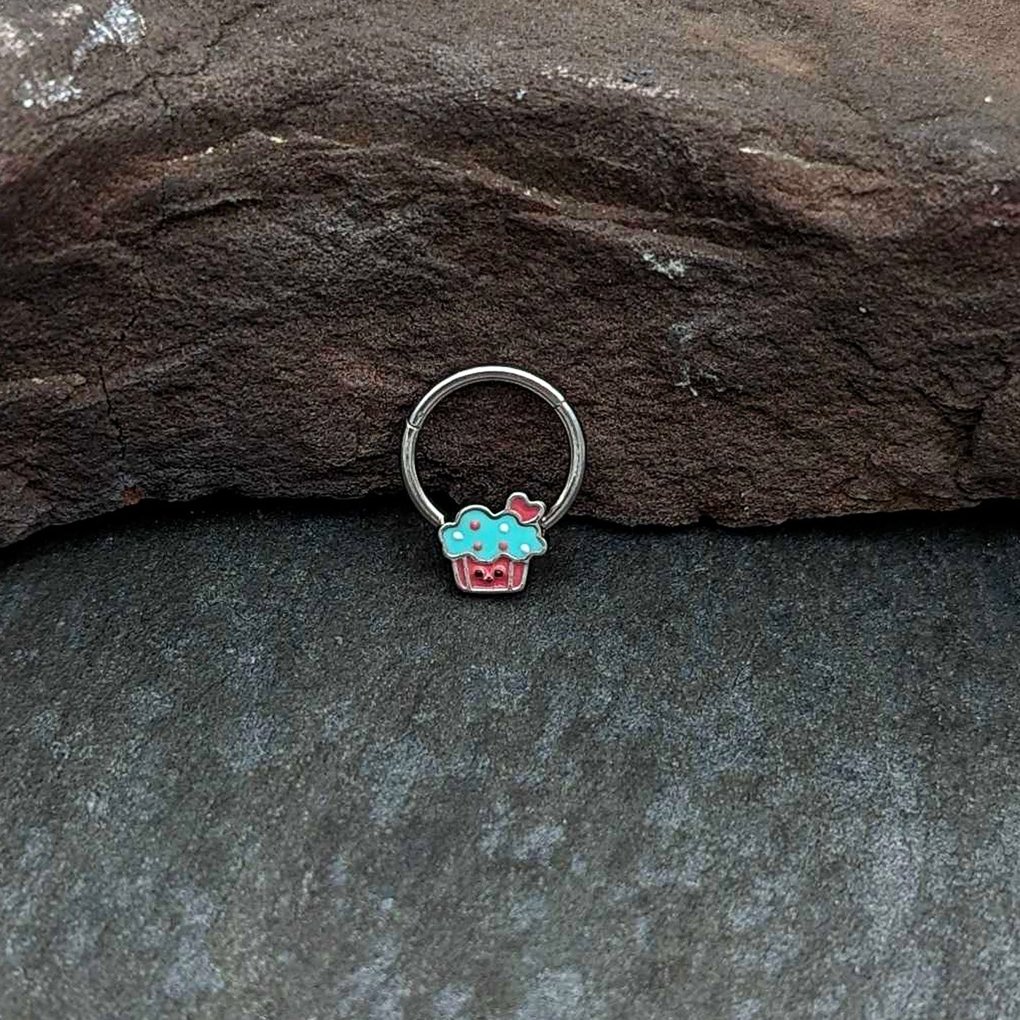 16G 3/8 Sweet Happy Cupcake Hinged Segment Ring
