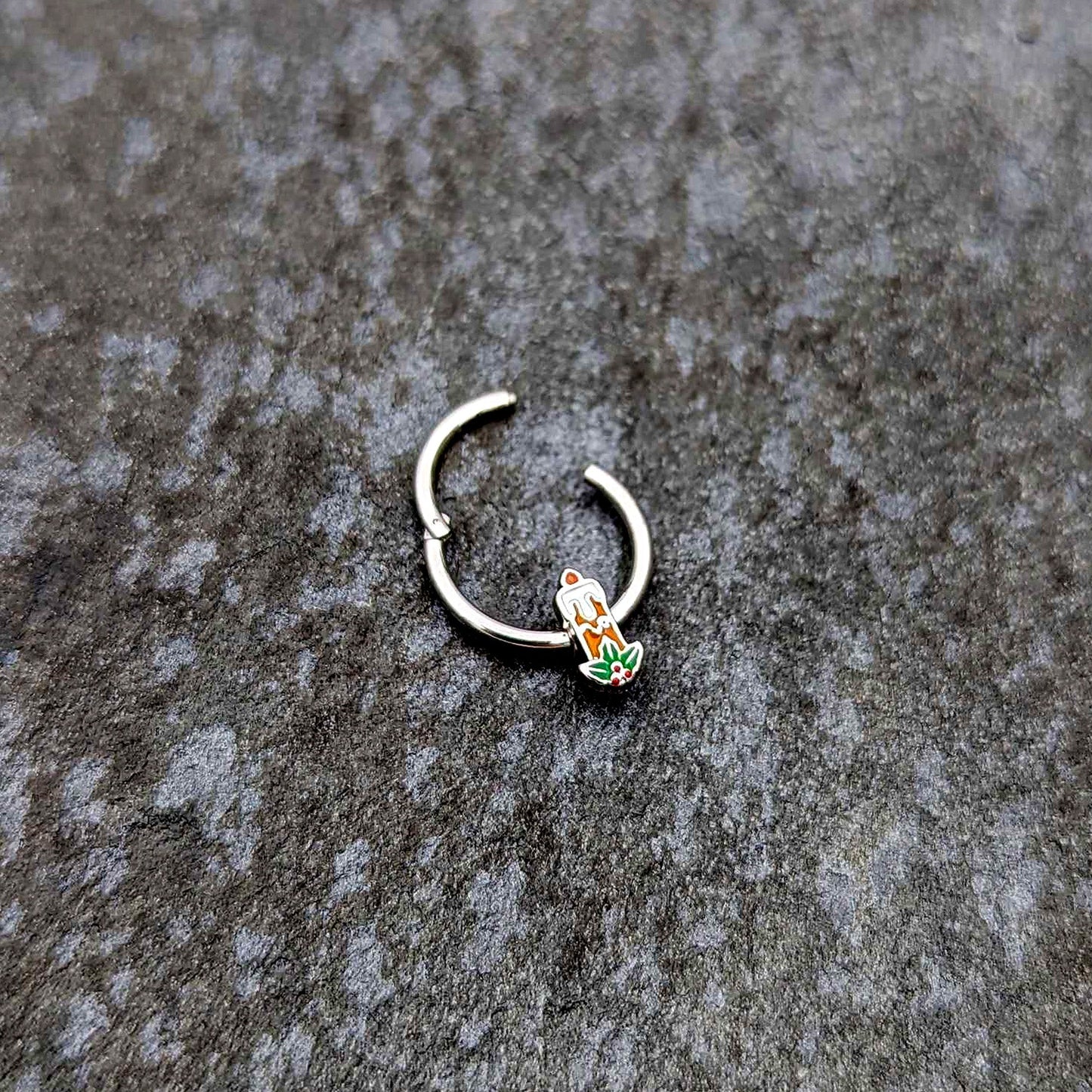 16G 3/8 Sweet Holiday Candle Christmas Hinged Segment Ring