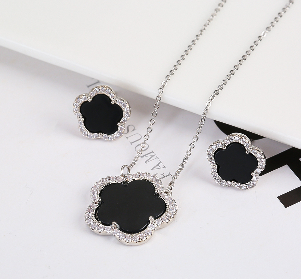 Elegant Floral Jewelry Trio