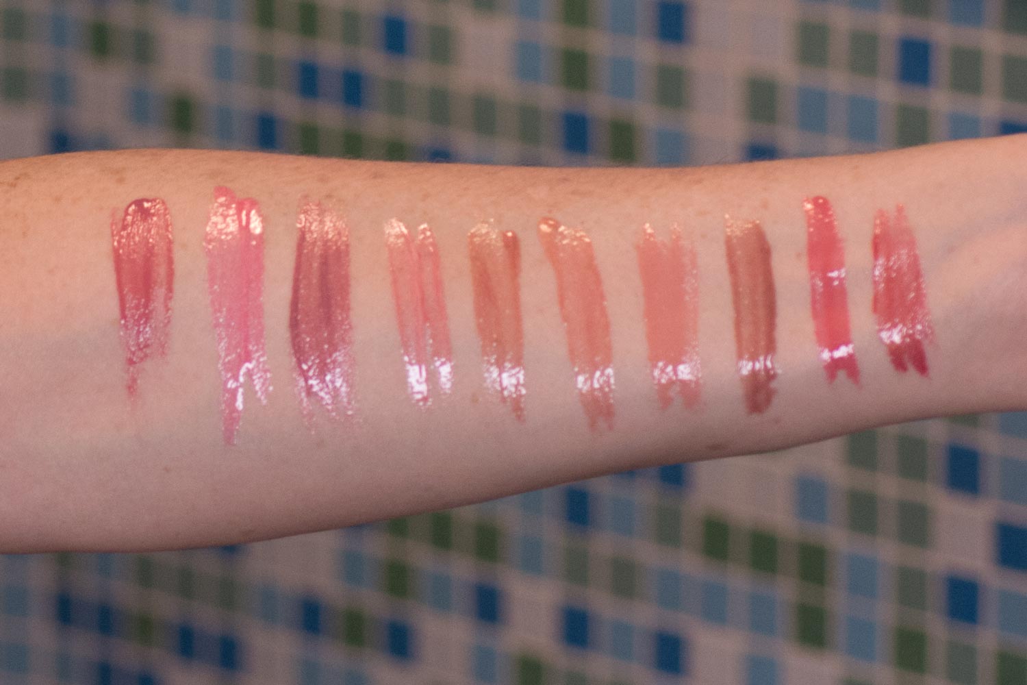 Line Smoothing Lip Gloss | Paraben-free Plumping Gloss - Spumante