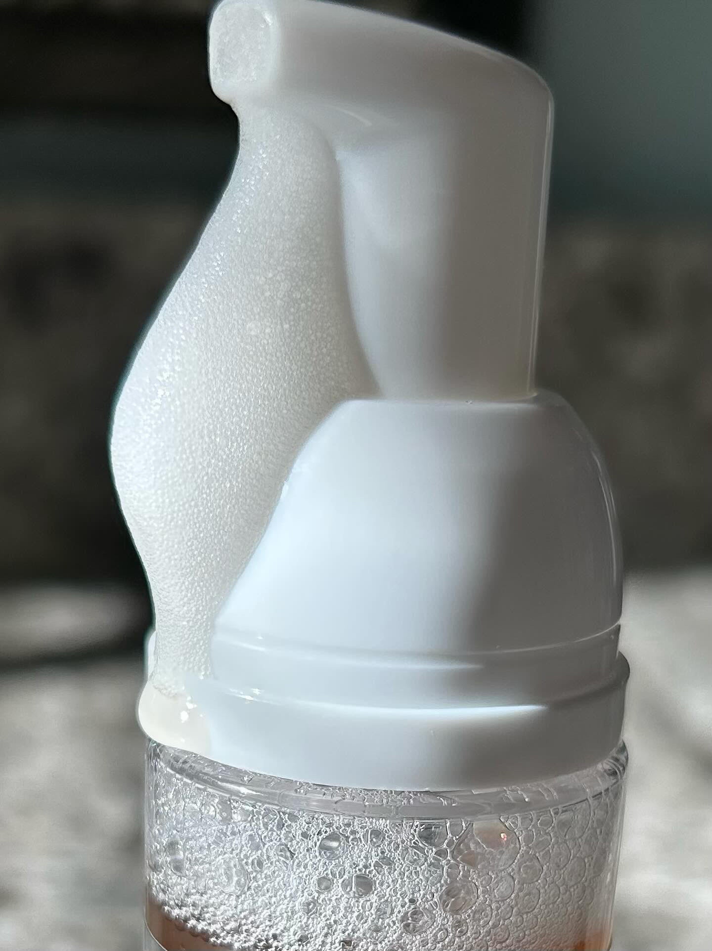 Oil-Free Foaming Face Wash for Acne-Prone Skin
