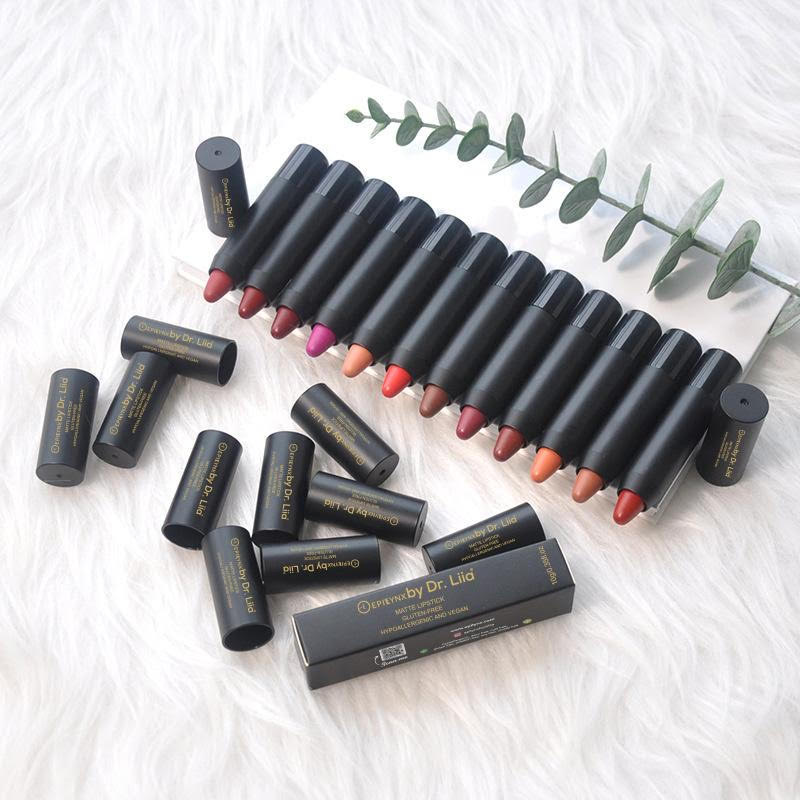 Lip Crayon & Liner for Thin Lips