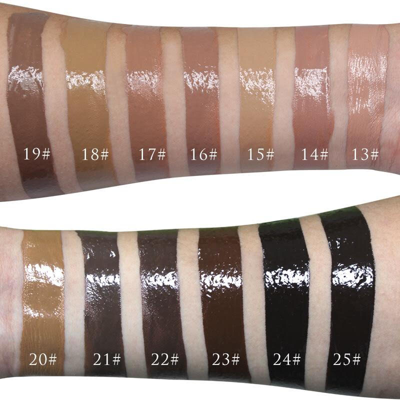 Hydrating Foundation SPF 15, Dewy Finish